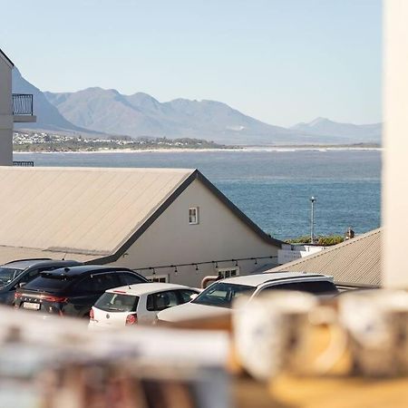 Hermanus Waterfront, Sea View Apartment With Balcony ภายนอก รูปภาพ