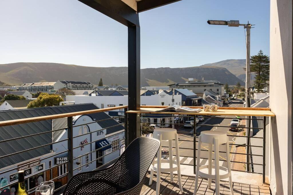 Hermanus Waterfront, Sea View Apartment With Balcony ภายนอก รูปภาพ
