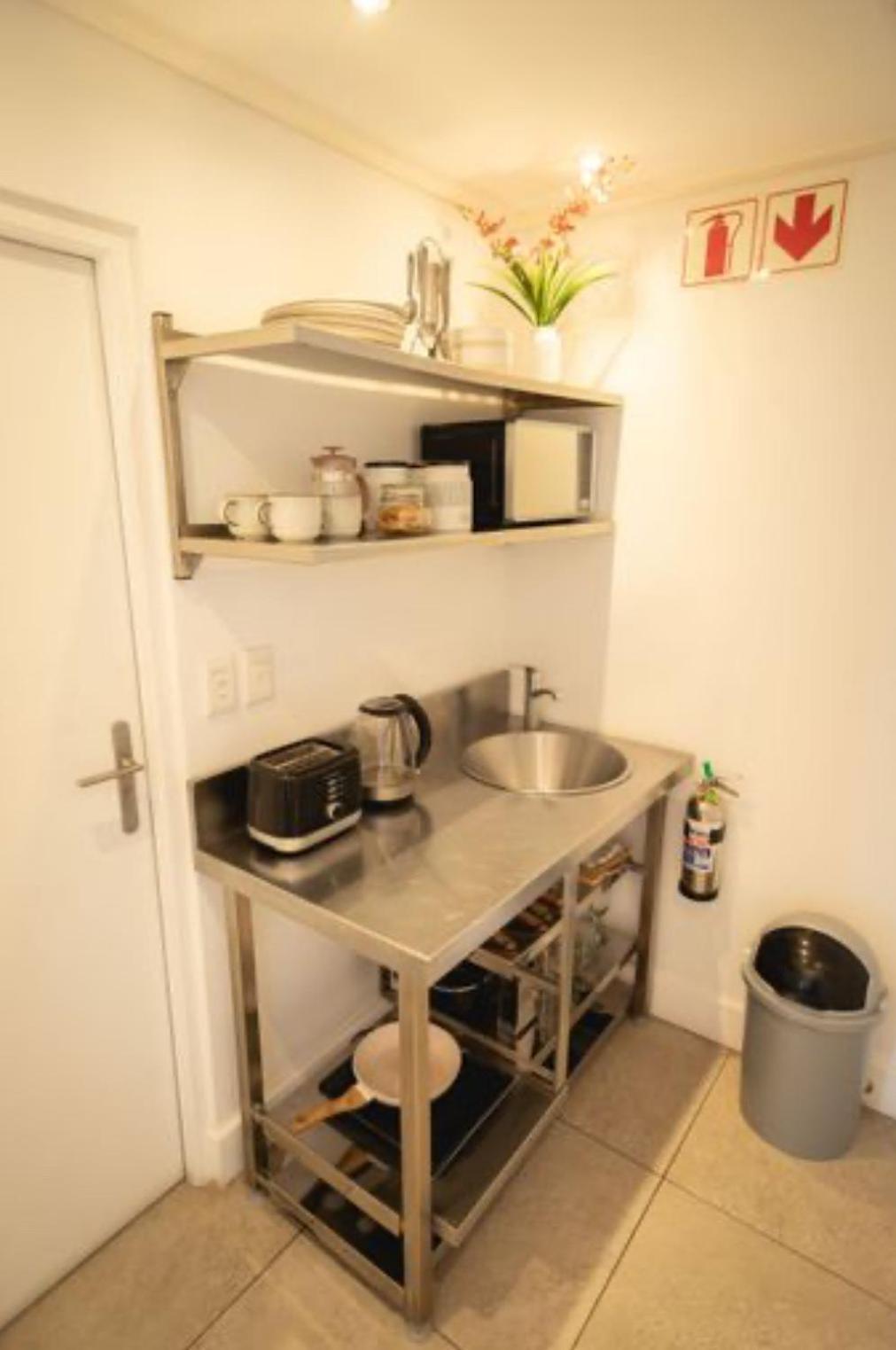 Hermanus Waterfront, Sea View Apartment With Balcony ภายนอก รูปภาพ